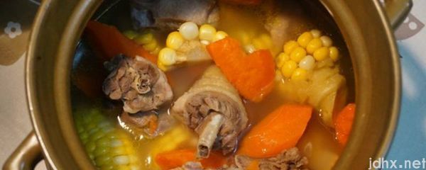 鸡汤里适合煮哪些蔬菜(图1)