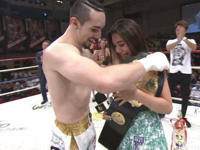 松本芽依(松本メイ)单体下马 嫁给了一个搏击冠军(图5) 松本芽依(松本メイ)单体下马 嫁给了一个搏击冠军(图5)