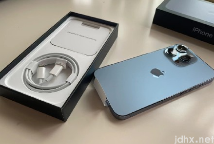2022春节iPhone13会降价吗1
