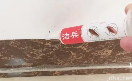 杀蟑胶饵多长时间清理1