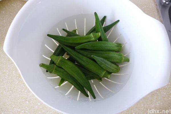 烤秋葵的做法 烤箱(图2)