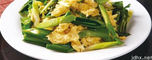 蒜苗怎么炒好吃(图1)