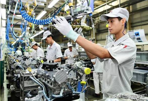 耐克阿迪搬越南,越南将取代中国,成世界工厂?(图2) 耐克阿迪搬越南,中国损失有多大?越南将取代中国,成世界工厂?