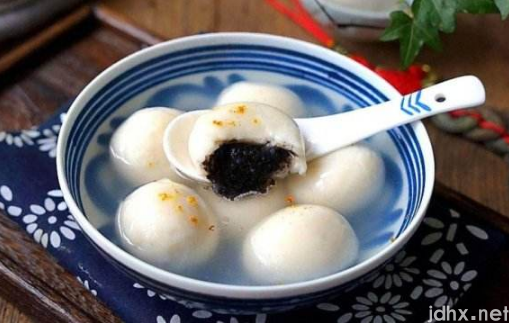 吃到汤圆里的硬币代表着什么2