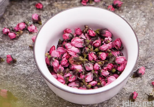 桃花茶用冷水还是热水泡3