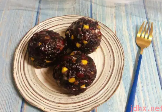 粘豆包发酸是正常的吗3