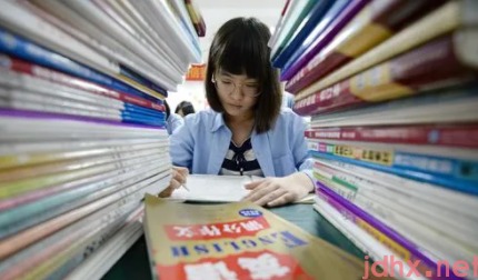 2022高考成绩是不是只有自己看得到2