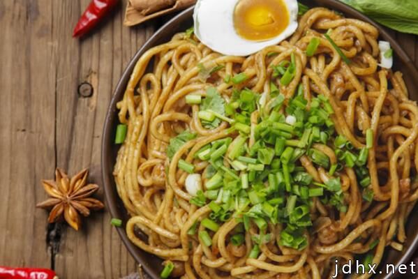 中国十大小吃排行榜，麻辣烫上榜，第二被誉为天下美味(图6)
