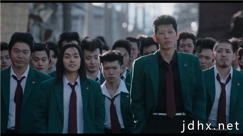 《我是大哥大》真人电影最新预告 狂暴颜艺超欢乐