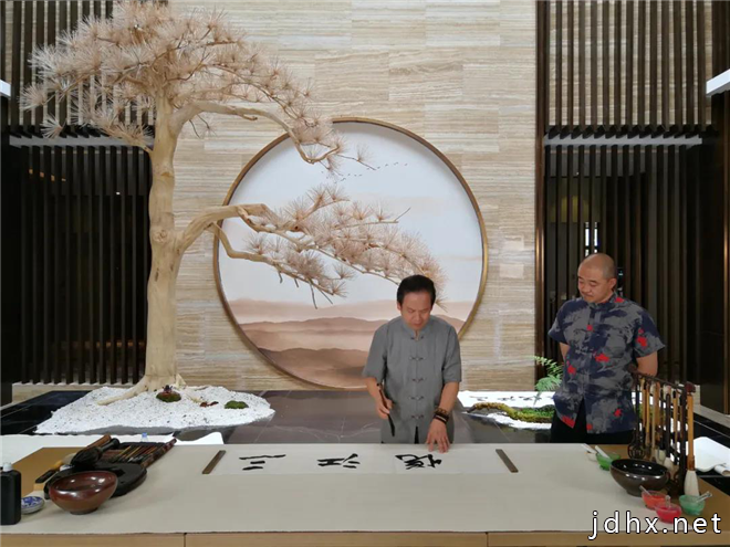 四川文旅产业再传喜报 绘画界顶级IP张大千画院创作基地落户乐山