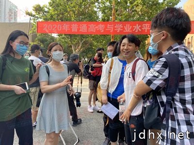 山东高考英语应用文写作体裁新颖：由往年的书信体变为写一篇新闻报道