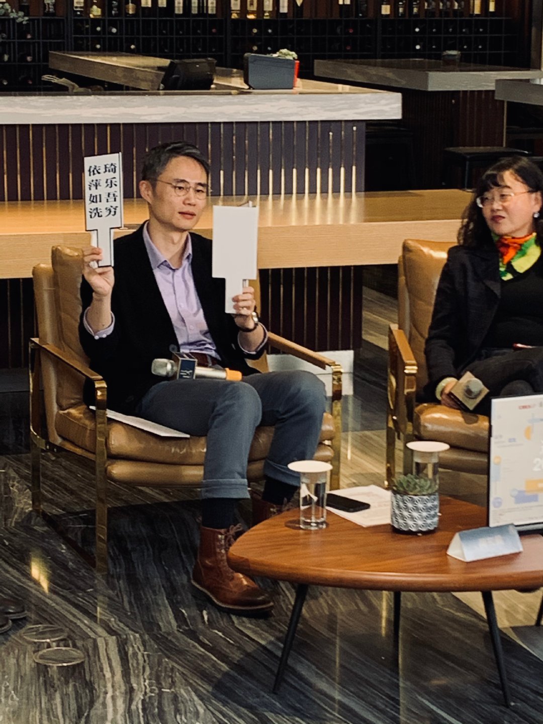 内卷、打工人、凡尔赛：网络流行语还能否勾勒我们的生存？