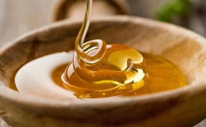 蜂蜜冬天像猪油一样凝固是真的吗